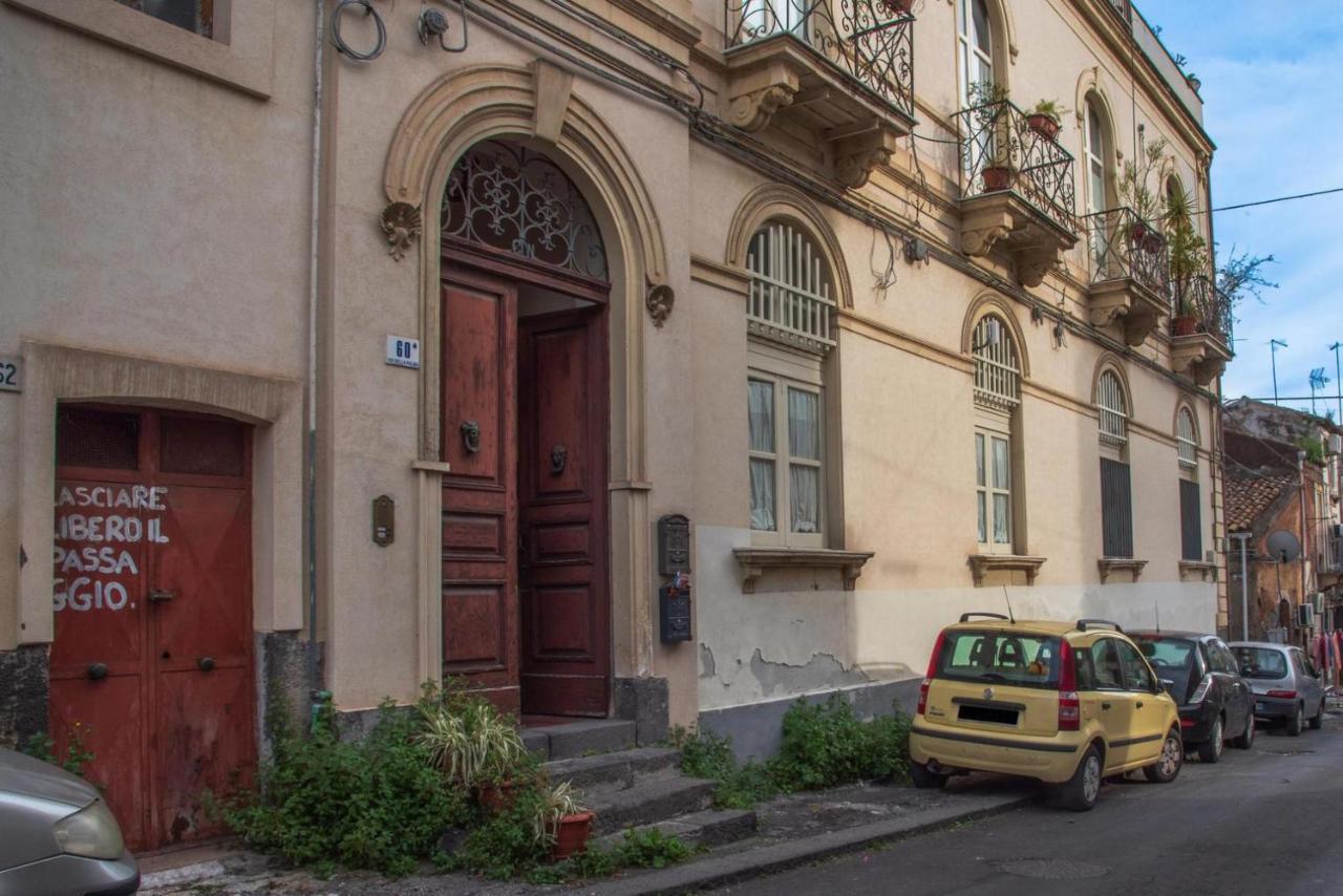 Cozy'S House Nel Cuore Della Citta Catánia Buitenkant foto